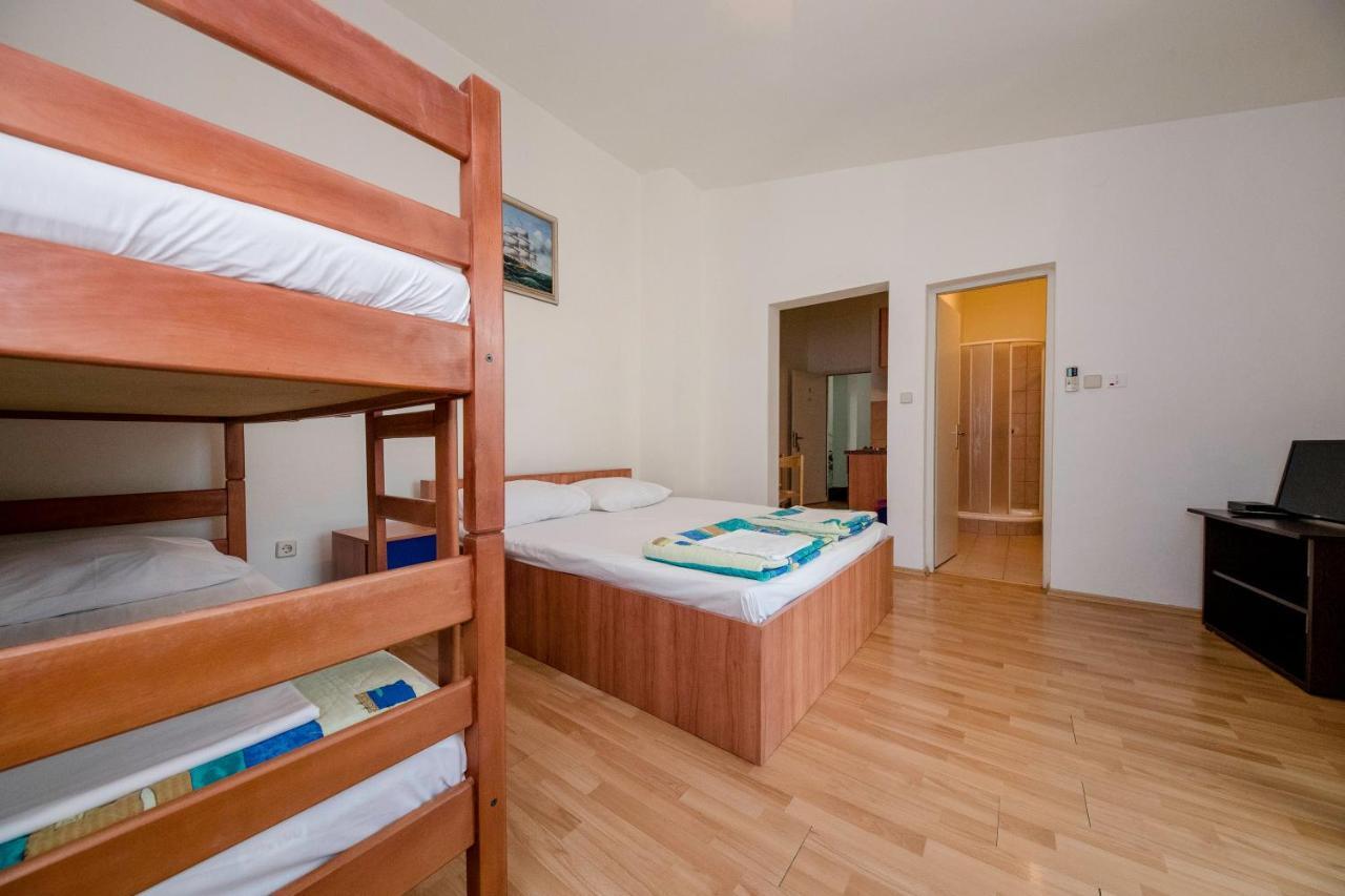 Guesthouse Sime Kolan Kültér fotó