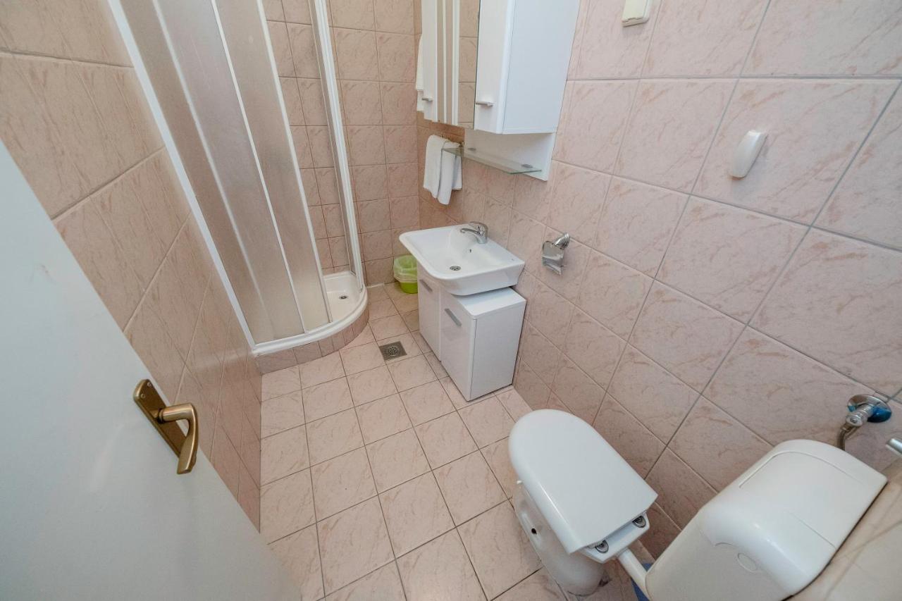 Guesthouse Sime Kolan Kültér fotó